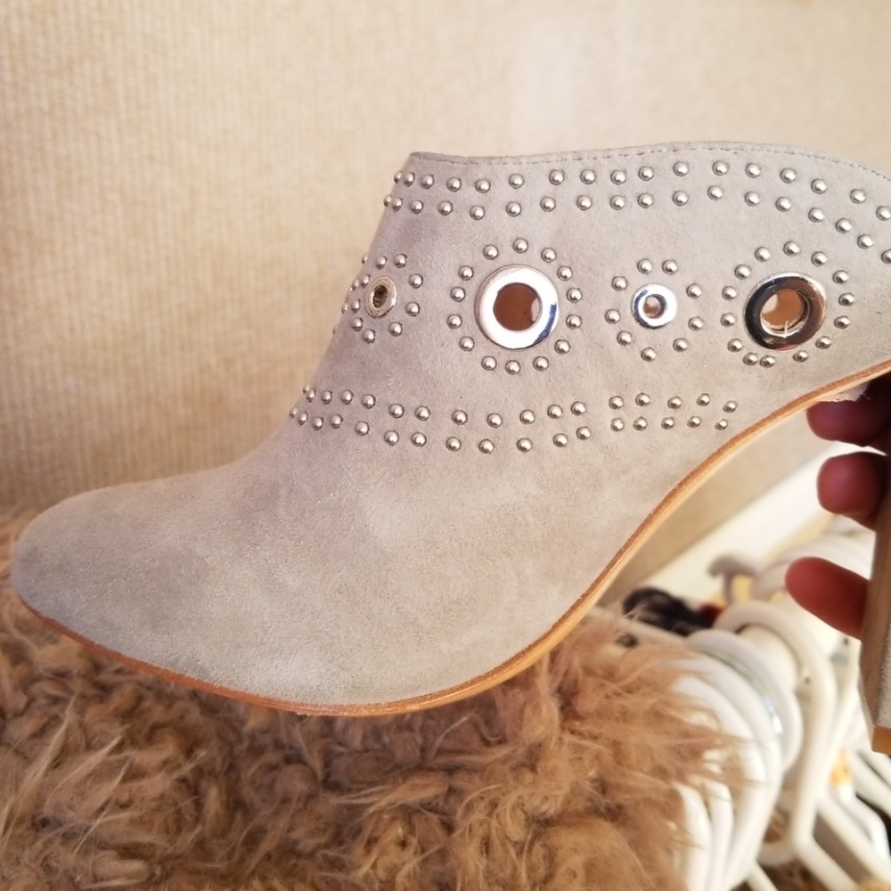 Rachel Zoe Ramona Eyelet Suede Mule - Picture 5 of 7